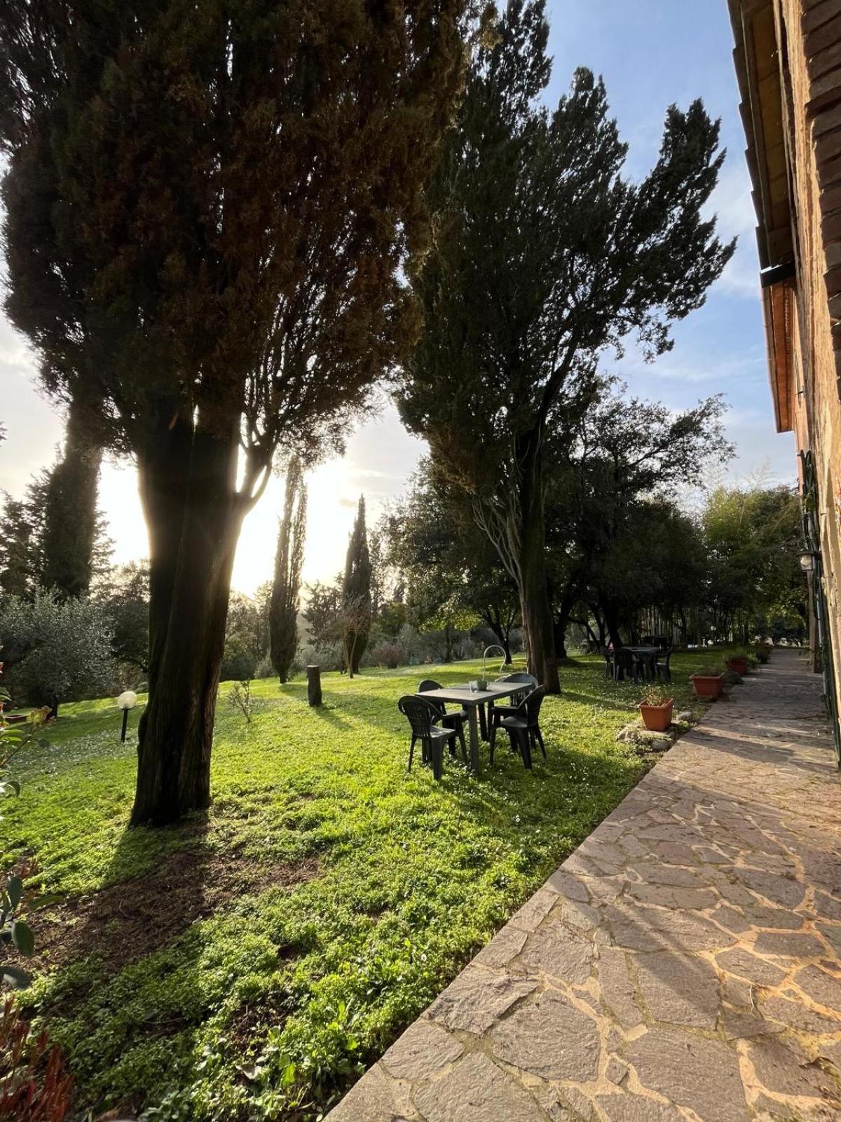 Agriturismo La Torre Di Monsindoli Siena Exteriör bild