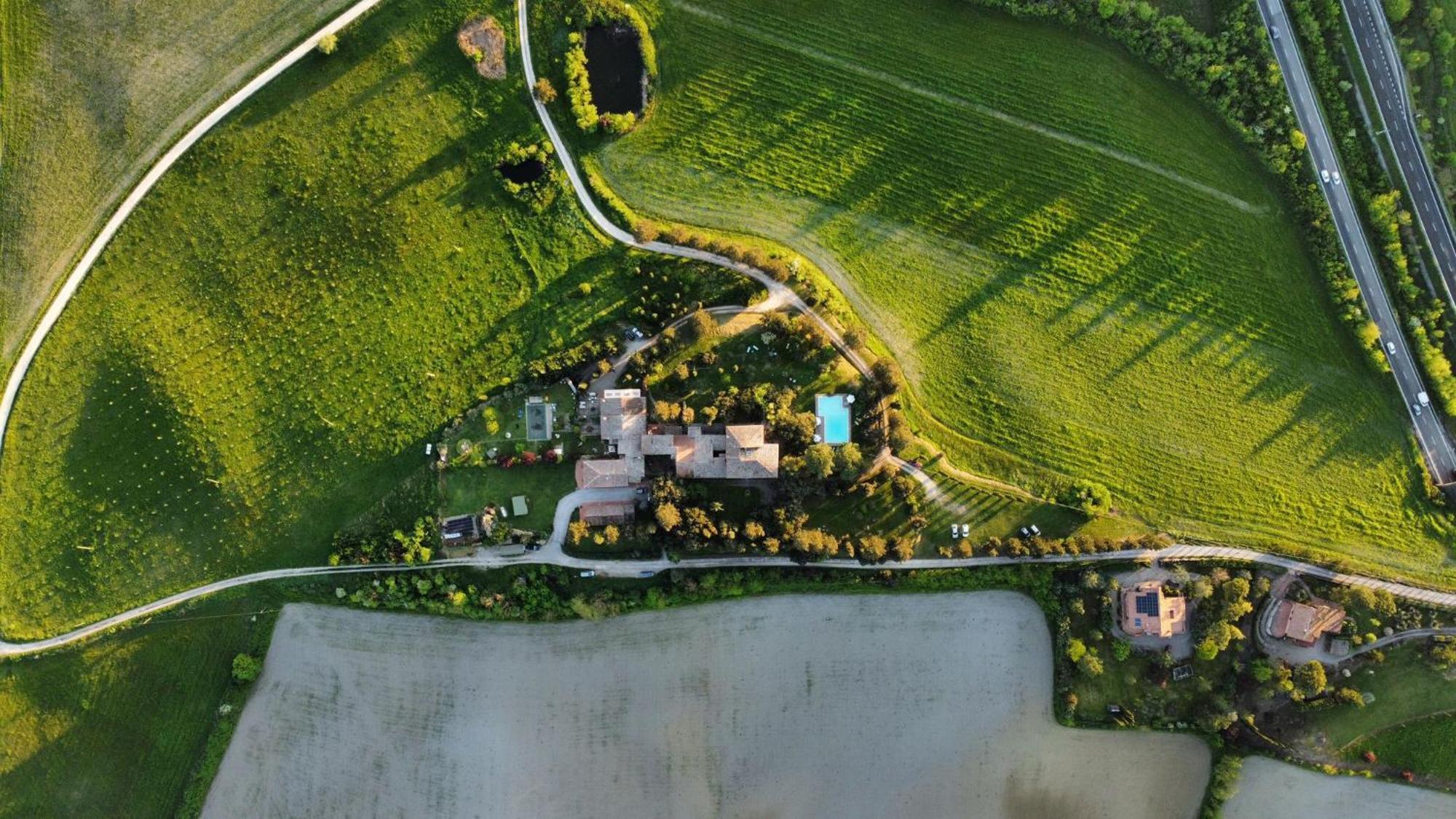 Agriturismo La Torre Di Monsindoli Siena Exteriör bild