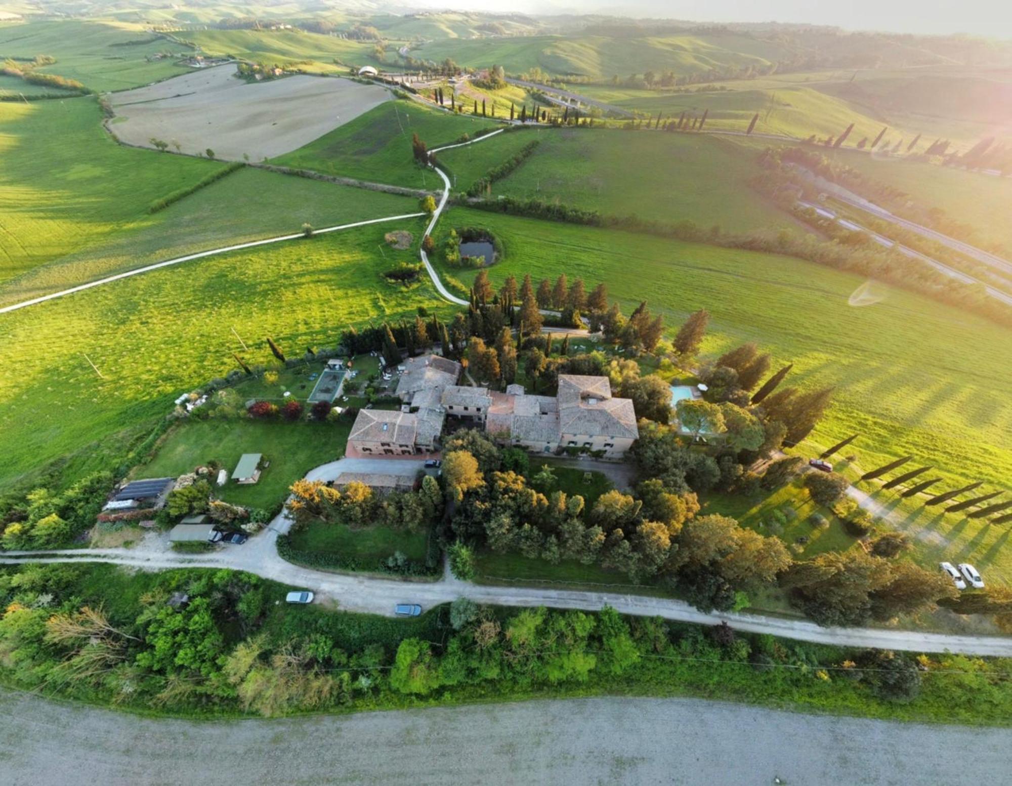 Agriturismo La Torre Di Monsindoli Siena Exteriör bild
