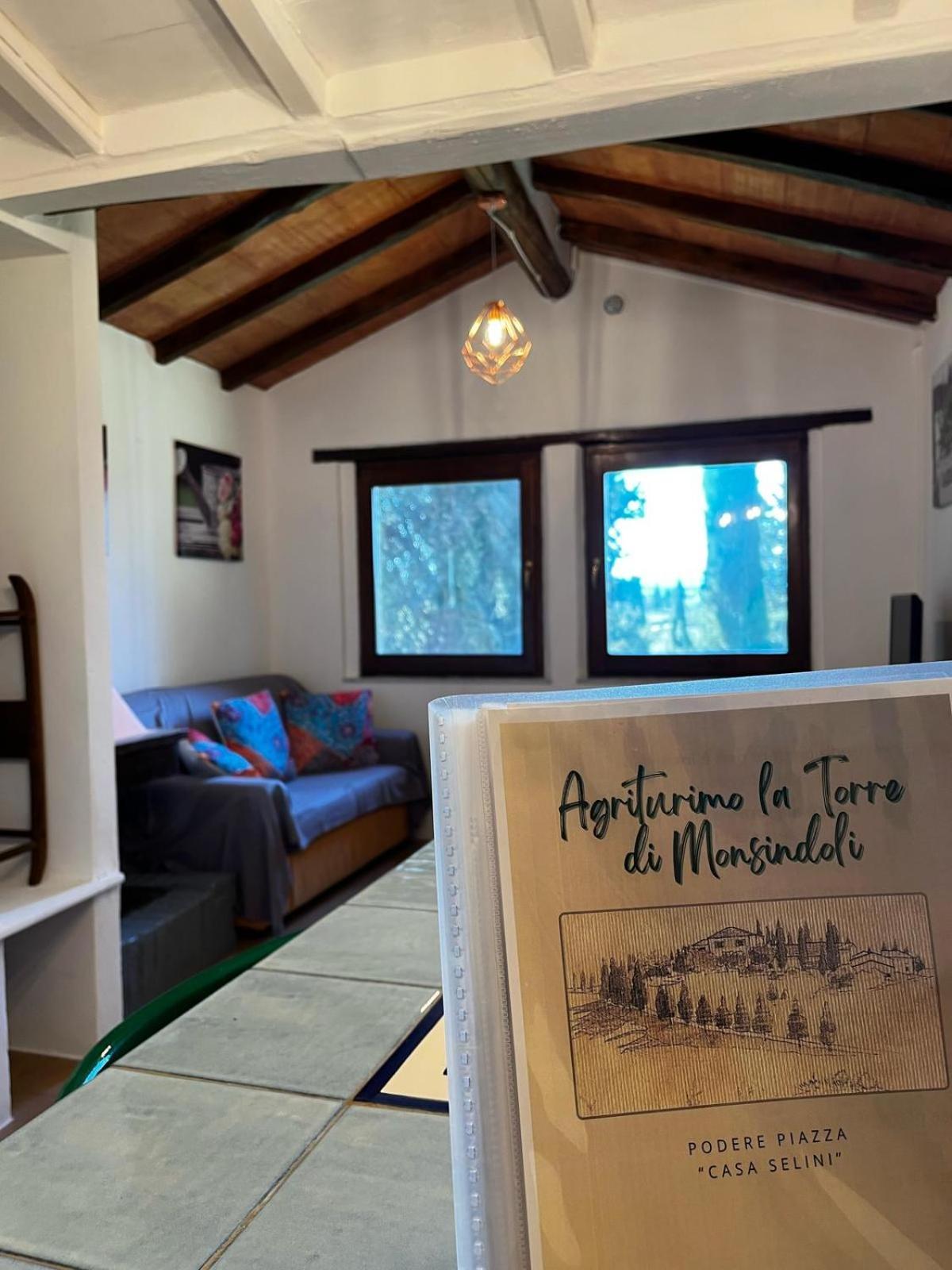 Agriturismo La Torre Di Monsindoli Siena Exteriör bild
